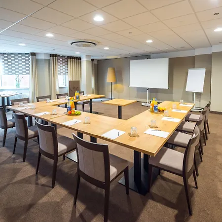 Hotel Am Markt 4*