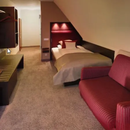 Am Markt Hotell 4*